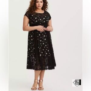Torrid Black Sunflower Challis Midi Dress